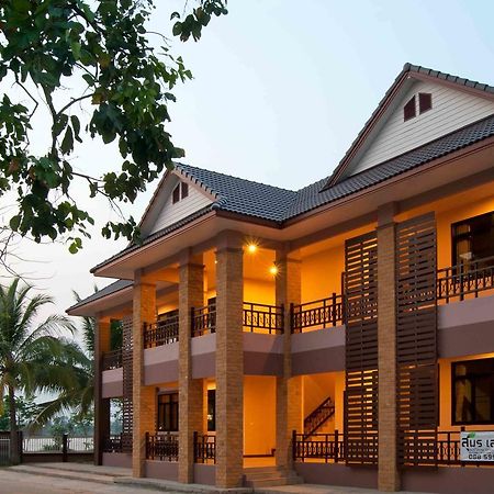 Suporn Lakeview Trakan Phut Phon Luaran gambar