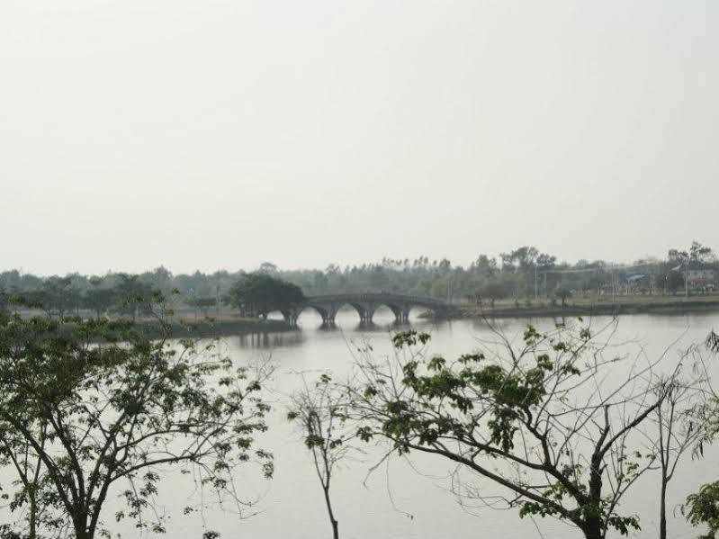 Suporn Lakeview Trakan Phut Phon Luaran gambar